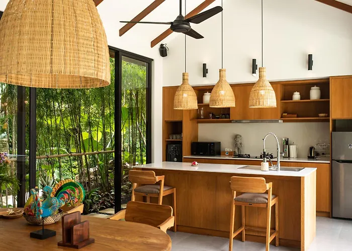 Villa Sunny Side With Private Pool *