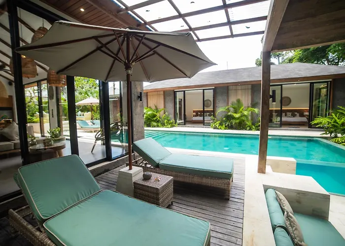 Sunny Side With Private Pool Villa