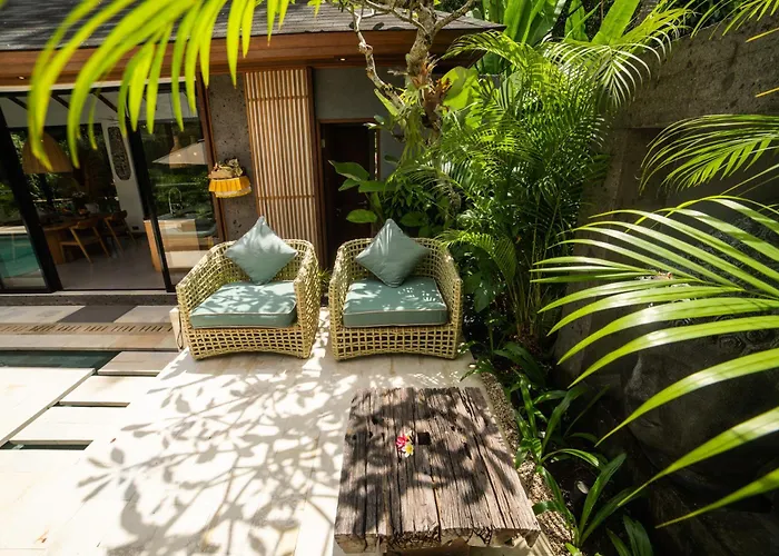 Sunny Side With Private Pool Villa *